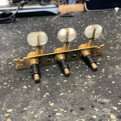 Ovation Classical tuners 1970’s - Gold image 2
