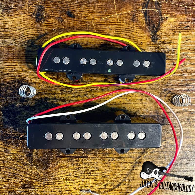 2010s Squier Jazz Bass Pickups Black