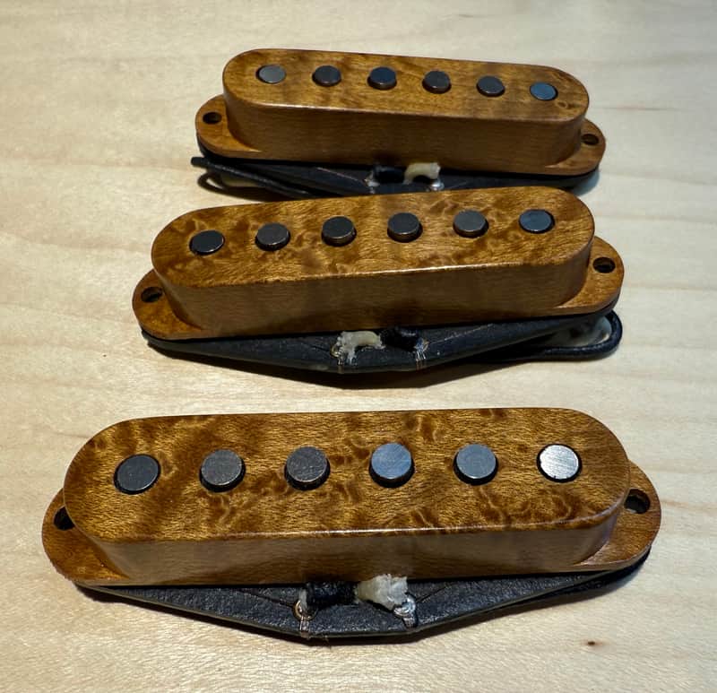 Strat single coil wood pickup cover set image 1