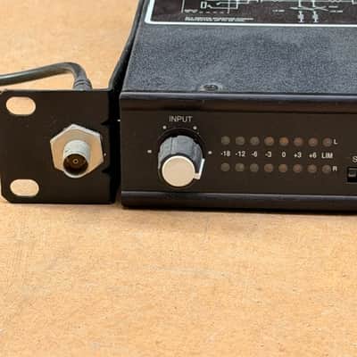Shure P6T Wireless Transmitter image 5