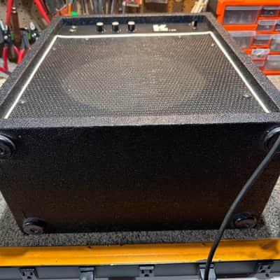 Vintage Kustom V amp bass combo image 6