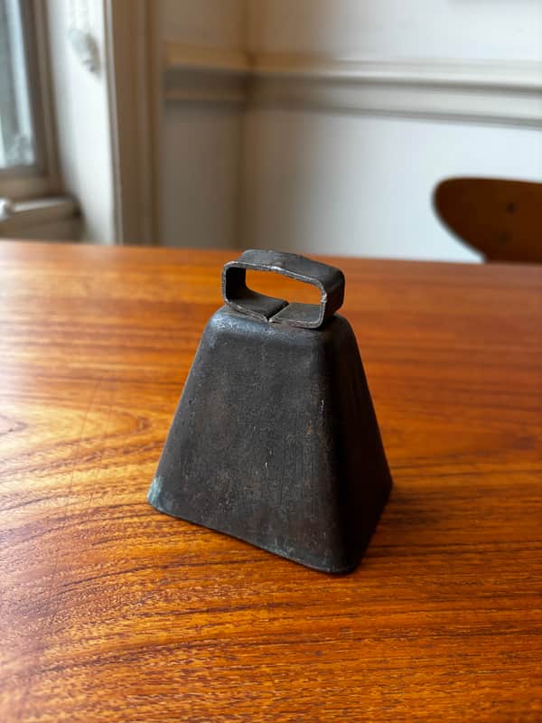 Vintage 1900s 3" Steel Cowbell Sheep Bell Unmarked - See Video! image 1