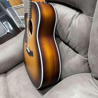 Taylor 214ce-K SB 2022 - Sunburst image 4
