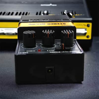 Arion SAD-1 Stereo Delay 1980s - Yellow image 3