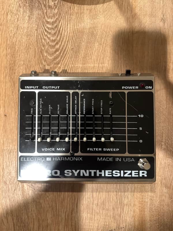 Electro-Harmonix Micro Synthesizer