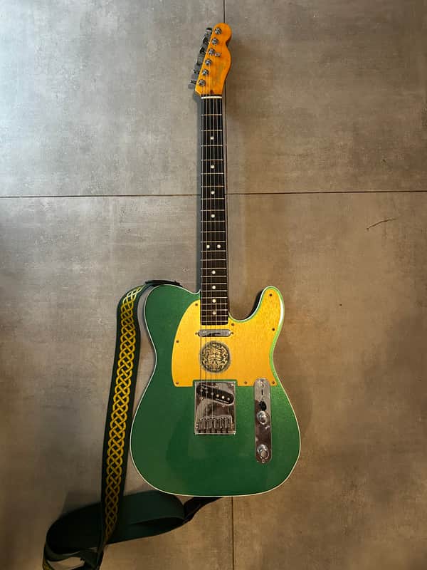 Fender American Ultra Telecaster – CME Exclusive Mystic Pine Green | Ebony FB | Gold Anodized PG | Mint w/ Original Case