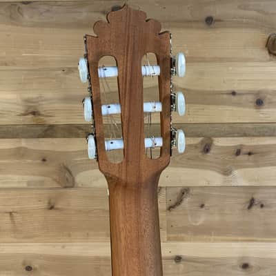 Manuel Rodriguez Caballero 10 Classical Guitar - Natural image 6