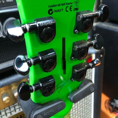 ESP LTD Slimer Viper Tony Perry Signature Guitar 2015 - Green/black image 8