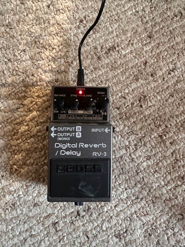 Boss RV-3 Digital Reverb/Delay | Reverb