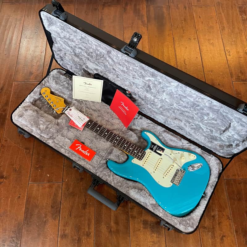 Fender American Professional II Stratocaster RW Miami Blue 7lbs, 12oz US210050022 image 1