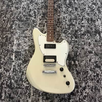 Fender Alternate Reality Powercaster 2018 White Opal Pau Ferro Fretboard Guitar