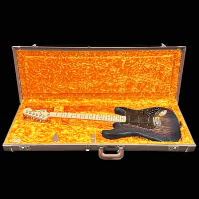 Fender Limited Edition Sandblasted Stratocaster, Maple Fingerboard, 3 Tone Sunburst, Fender Hard Case image 9