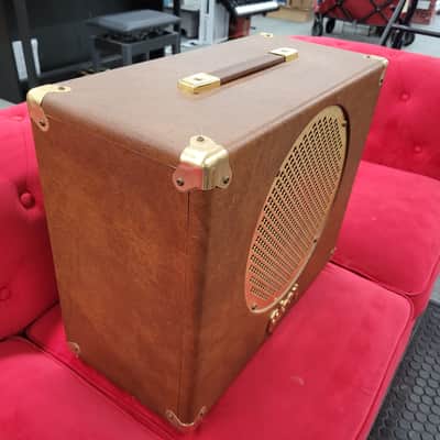 Gibson GA-15RV 1x12 Combo Amp - Brown image 5