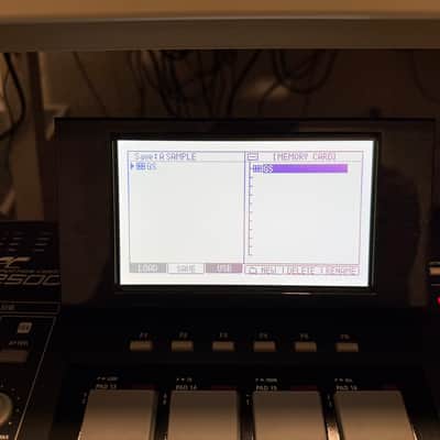Akai MPC2500 with XL LCD Screen and paid JJOS image 3