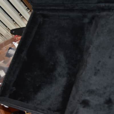 Hamer usa bass guitar hardshell case black image 2