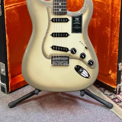 2024 Fender 70th Anniversary Vintera II Stratocaster - Antigua image 2