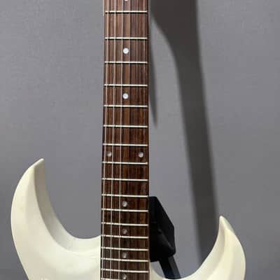 George Washburn Limited Stratocaster Alpine White 2000s image 4