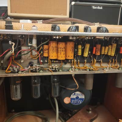 Fender Vibrolux 5F11 Narrow Panel 10-Watt 1x10" Guitar Combo 1958 - Tweed image 7