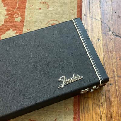 Fender Classic Series Wood Case - Strat/Tele image 2