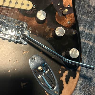 EL Jefe Guitars Dog man 2027 LTD prototype image 3