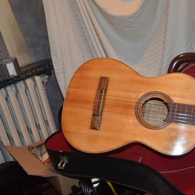 casa parramon classical guitar natural image 8