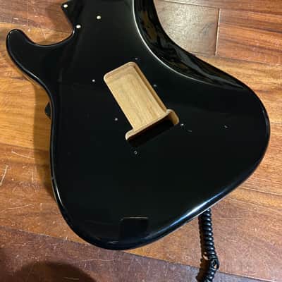 Fender Player Strat Stratocaster Flame Maple Plus Top Green Burst Alder Body image 5