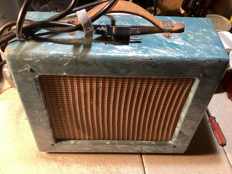 Magnatone 108 50s/60s - Blue green prealoid/amp converted to a Princeton 5f2 circuit image 1