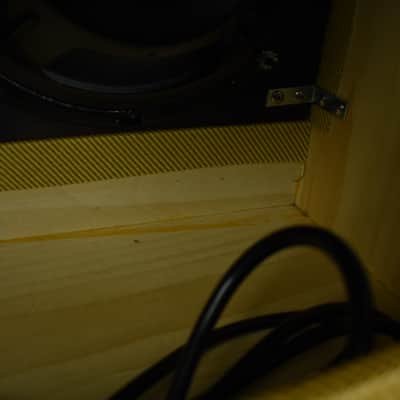 Victoria 35210 Amplifier image 10