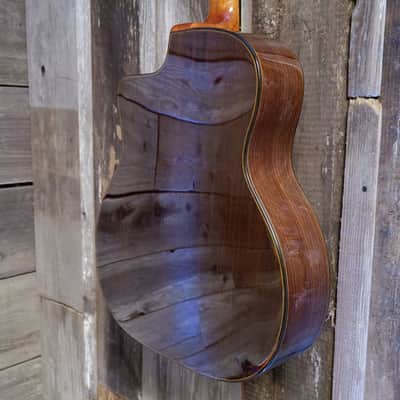 Gitane D-500 Gran Bouche Professional Gypsy Jazz Manouche Guitar - High Gloss Natural w/ Aging Top Toner w/ Deluxe Gig Bag image 5