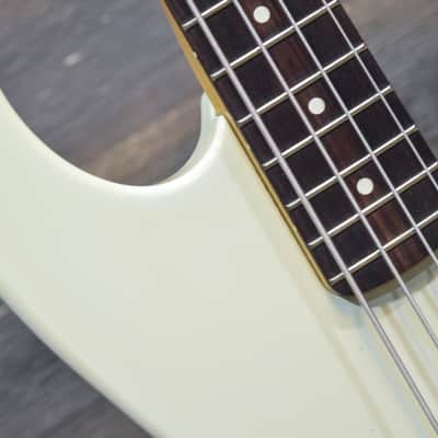1991 Fender Prodigy Bass Active Preamp Arctic White El. Bass w/ Case - #N1008055 image 5