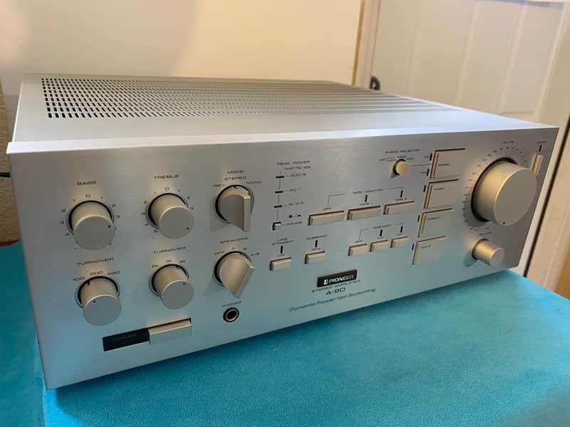 Pioneer A-90 Integrated AmplifierVintage1983 200 Watts Rare image 1