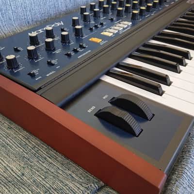Behringer MonoPoly 37-Key Polyphonic Synthesizer 2021 - Present - Black image 7