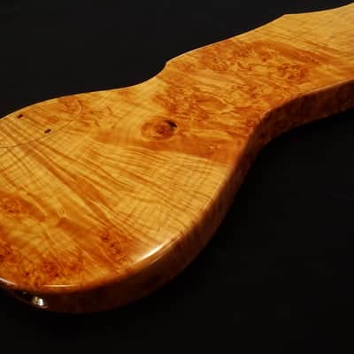 Rukavina 6 String Ripple Lap Steel -- 25" Curly Maple image 15
