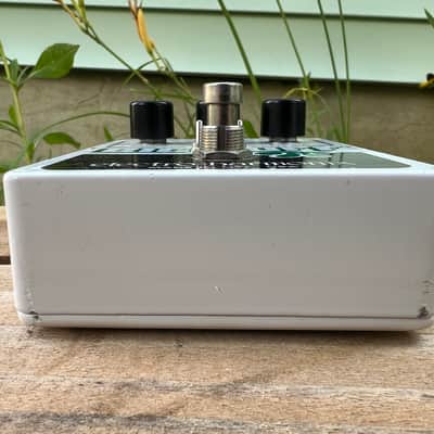 Electro-Harmonix Big Muff Pi with Tone Wicker Fuzz / Distortion Pedal Made in NYC - Working - Please Read image 4