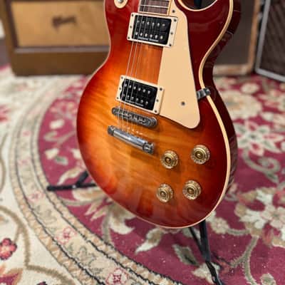 2005 Gibson Les Paul Standard image 2