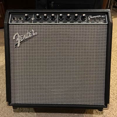 Fender Champion 40 2-Channel 40-Watt 1x12" Guitar Amp image 2