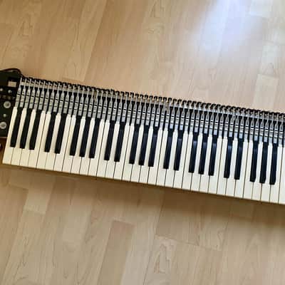 Hohner Elpiano 1968 (?) Yellow image 9