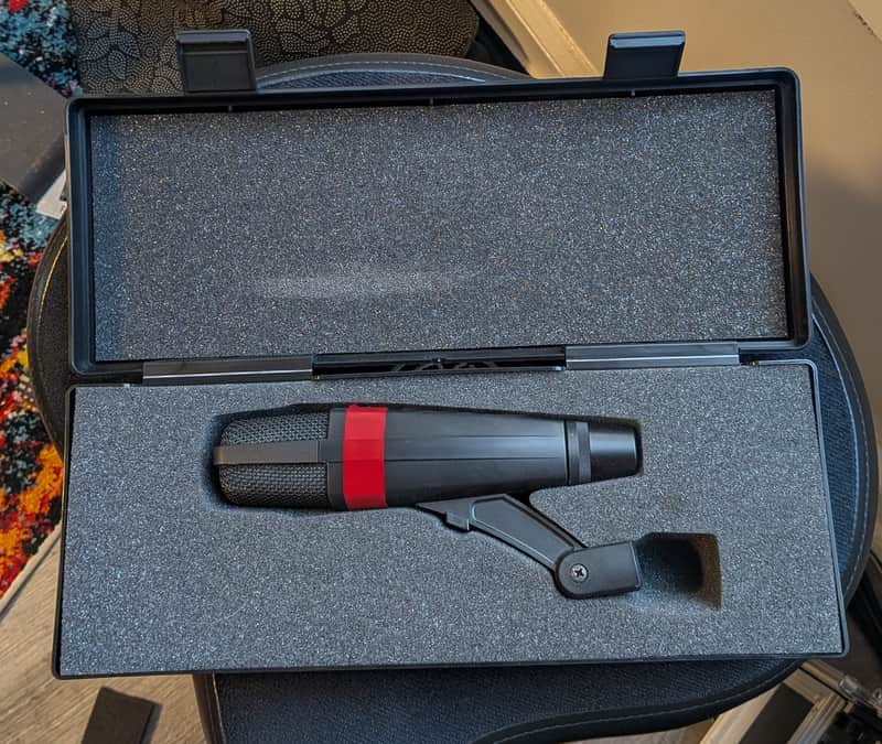 Sennheiser MD 421 II Cardioid Dynamic Microphone