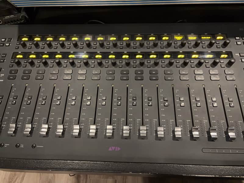 Avid S3 16-Fader Pro Tools Control Surface 2010s Black image 1