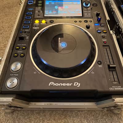 2 Pioneer DJ CDJ-2000NXS2 - Black with Flight Cases image 4