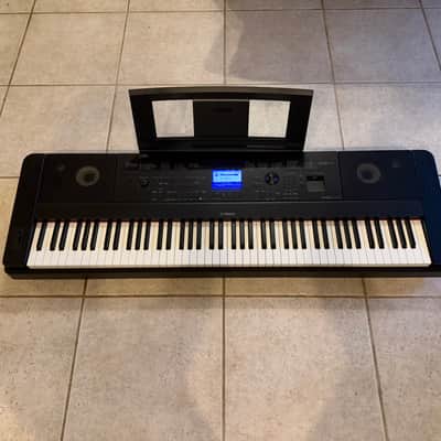 Yamaha DGX-660 88-Key Portable Grand Digital Piano- Black
