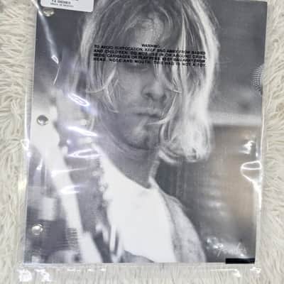 Fender Kurt Cobain Jaguar® Right-Handed, Rosewood Fingerboard, 3-Color Sunburst image 9