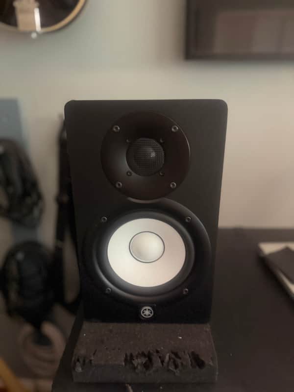 Yamaha HS5 5" Powered Studio Monitors (Pair) image 1