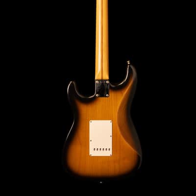 Fender Stratocaster American Vintage 1957 2-Tone Sunburst 1992 image 3