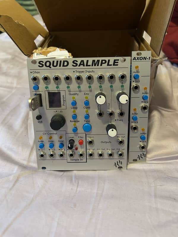 ALM/Busy Circuits Squid Salmple + Axon-1 Expander image 1
