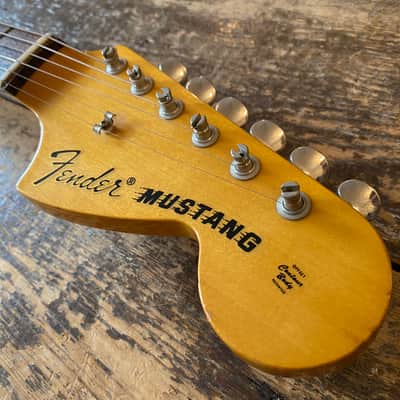 Fender 1969 Reissue Mustang Three Tone Sunburst MIJ Japan 2010 w/ Hardcase image 9