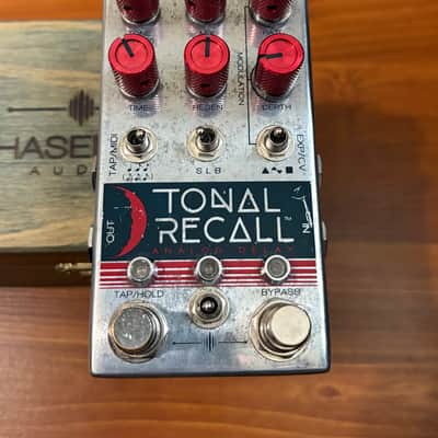 Chase Bliss Audio Tonal Recall RKM Red Knob Mod Analog Delay 2017 - 2018 - Graphic with Red Knobs image 2