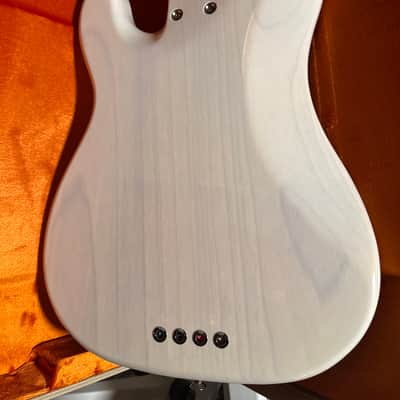 Mike Lull 54P P-Bass style 4-String Electric Bass Guitar w/ Hard Case image 8