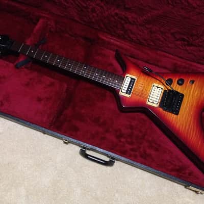 Hamer Scarab USA Cherry Sunburst Flame and Hamer USA Case image 4