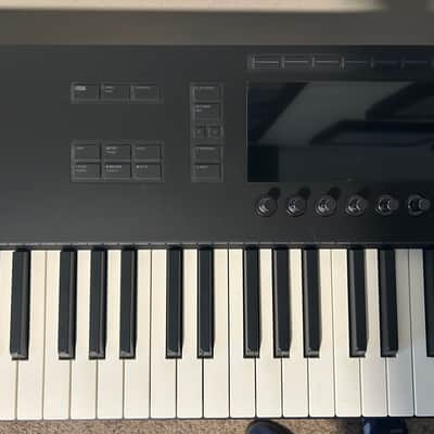 Native Instruments Komplete Kontrol S88 MK3 2023 - Present Black image 10